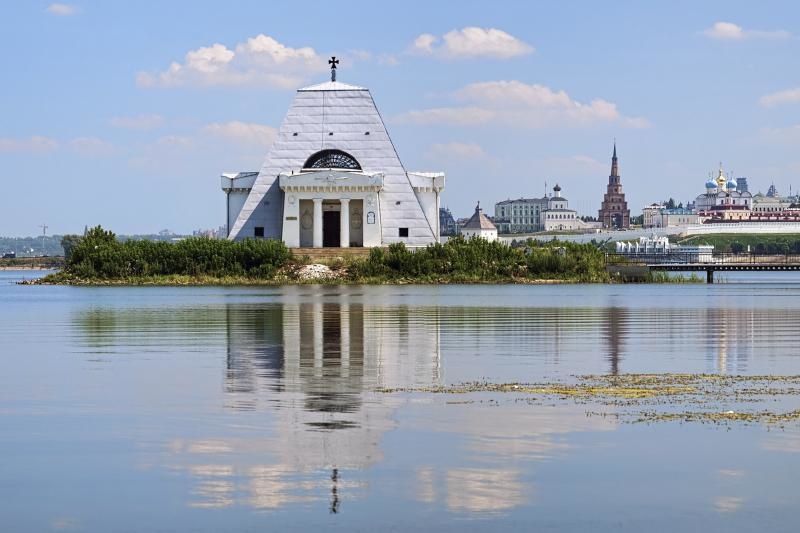 Храм памятник воинам, павшим при взятии Казани 